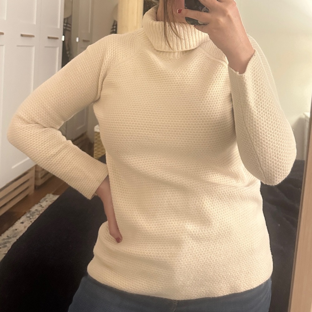 Tory Burch Cream Turtleneck 100% Wool Sweater
